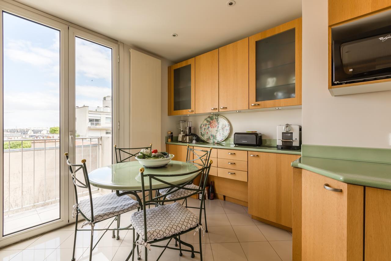 Veeve - At The Doorstep Of Trocadero Apartment Paris Bagian luar foto